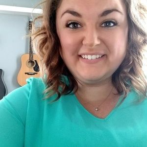 Meet your Posher, Courtney